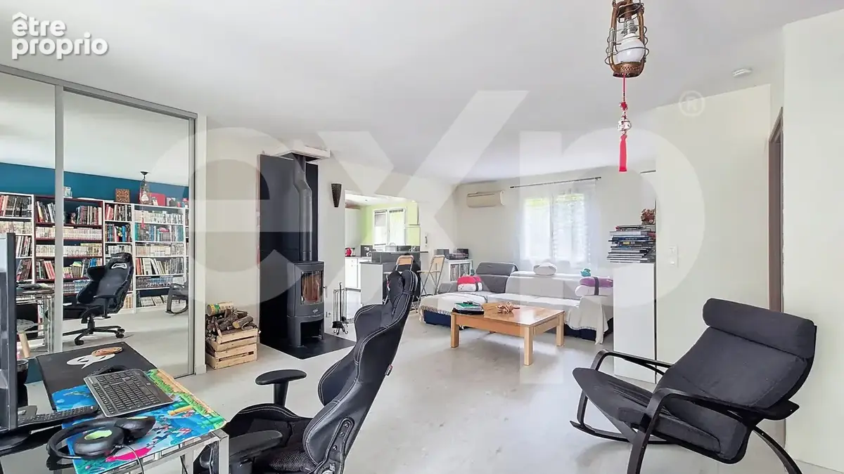 Maison 97 m² à Castelnau-De-Medoc  - photo 2