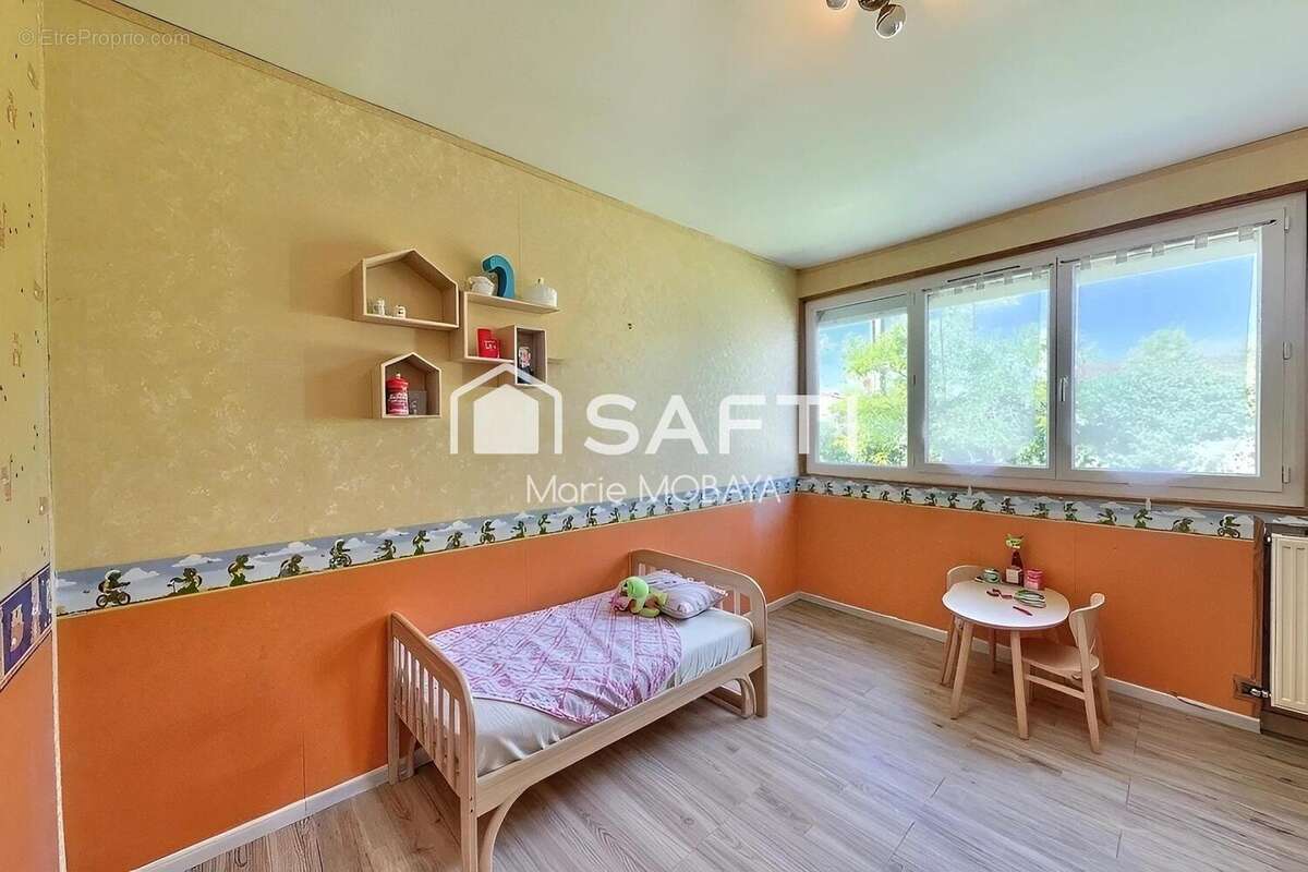 Photo 8 - Maison à CUBZAC-LES-PONTS