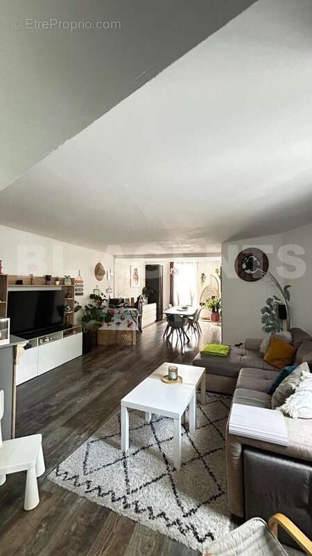 WhatsApp Image 2025-06-11 at 19 - Appartement à TONNAY-CHARENTE