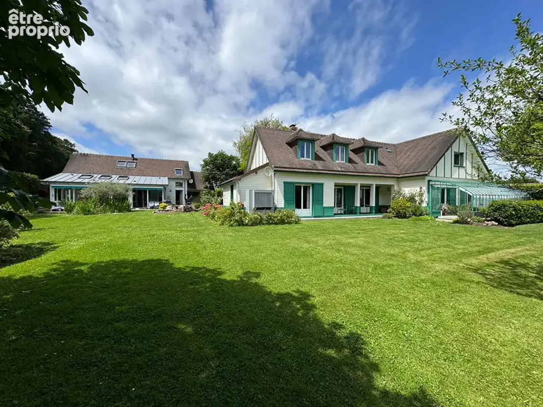 Photo Maison à Grosrouvre au prix de 1 190 000€