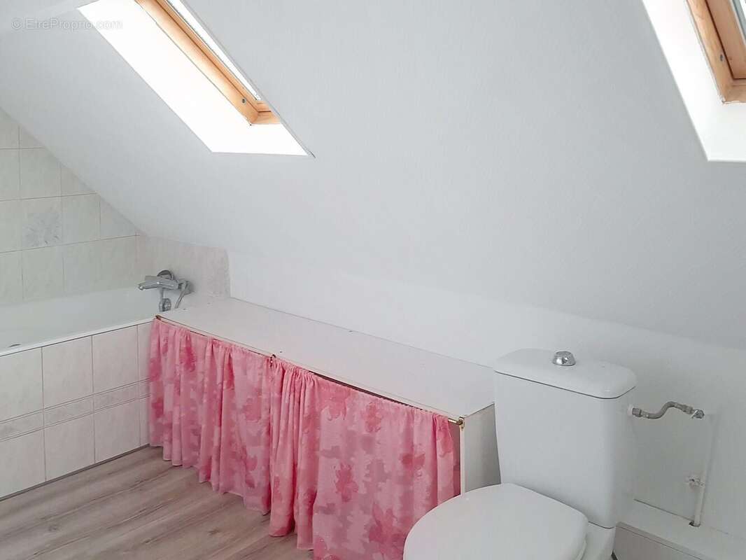 Maison 90 m² à Auffreville-Brasseuil  - photo 8