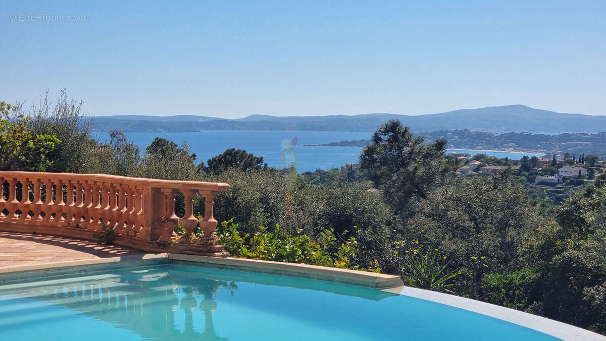 Maison à LES ISSAMBRES