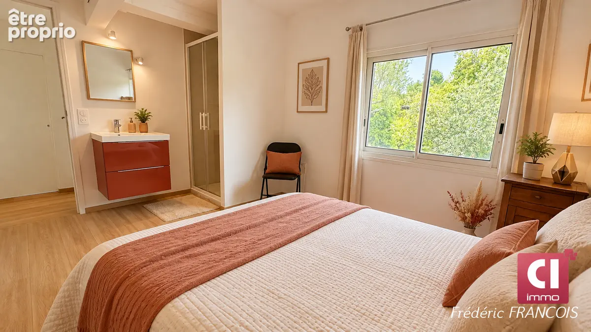 Villa 6 pièces - 169,59 m² - piscine - dépendance - terrain de 1 650 m²  - vue dégagée - photo 13