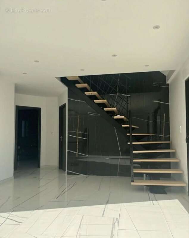 Maison à NOYERS-SUR-CHER