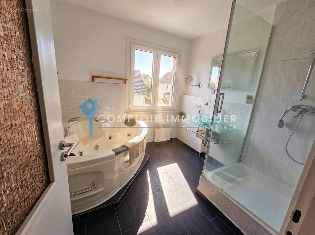 Plain-pied avec jardin et grand balcon dans un secteur recherché, proche frontière allemande - photo 10