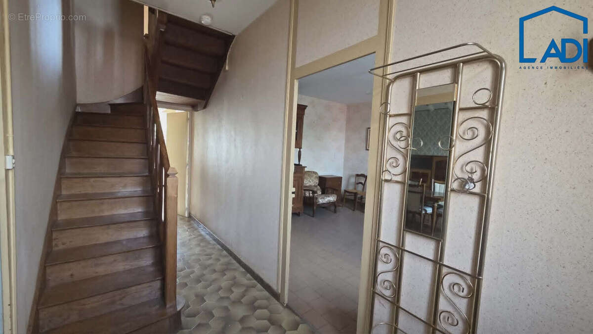 Maison à EXIREUIL