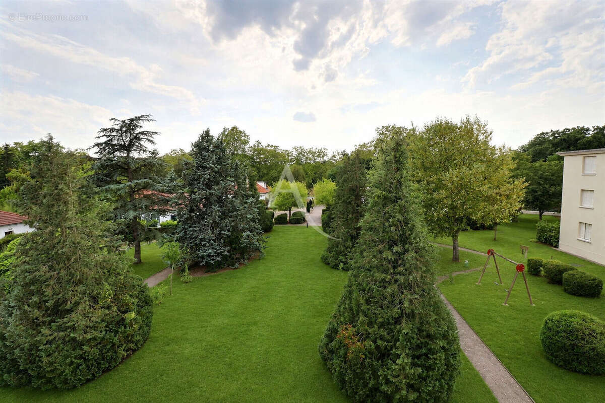 Appartement Parc de Maisons-Laffitte 4p 3ch 78 m2 - photo 15