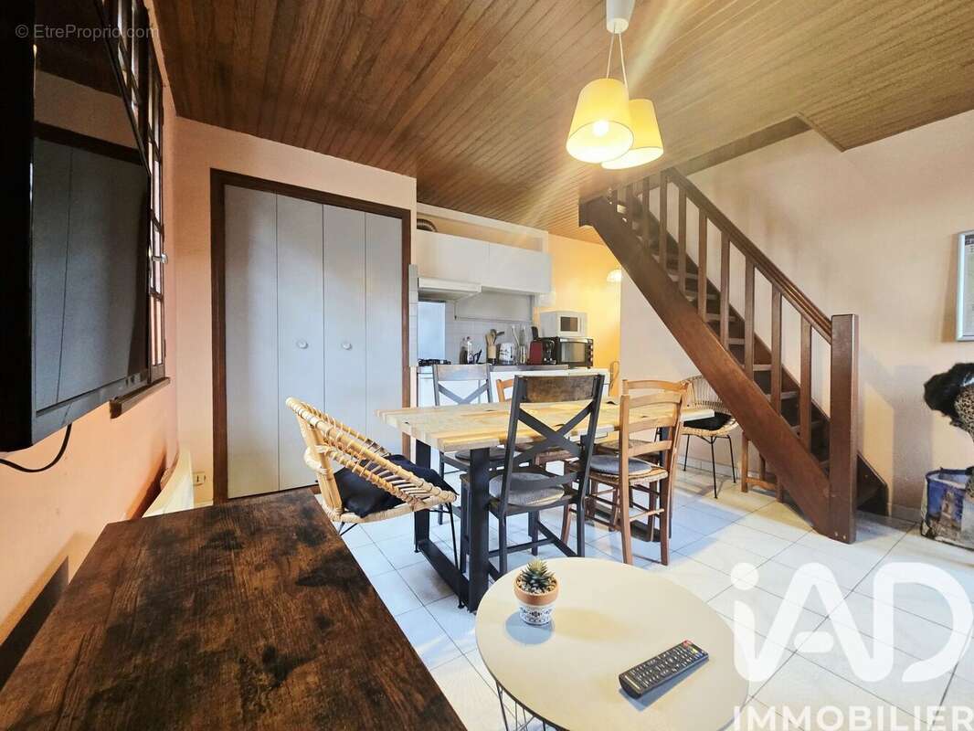 Maison 98 m² à Campan  - photo 6