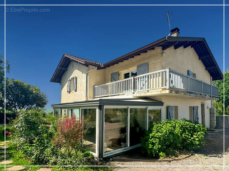 Maison à PEYREHORADE