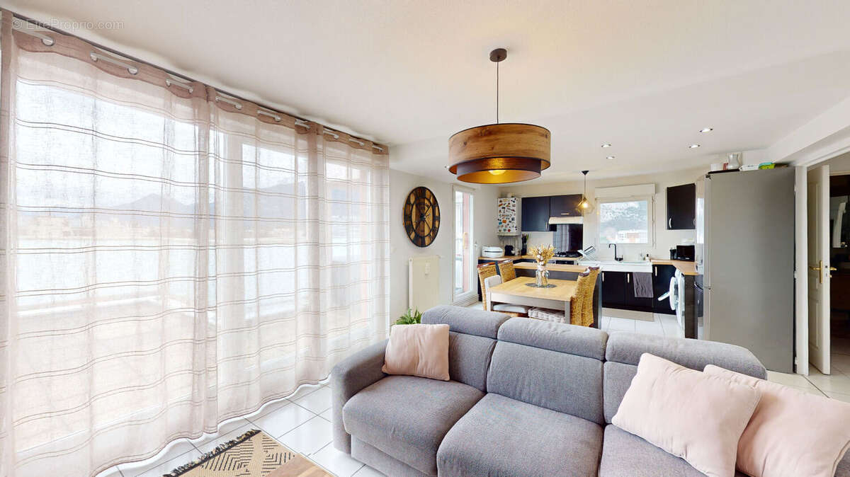 Appartement à ECHIROLLES