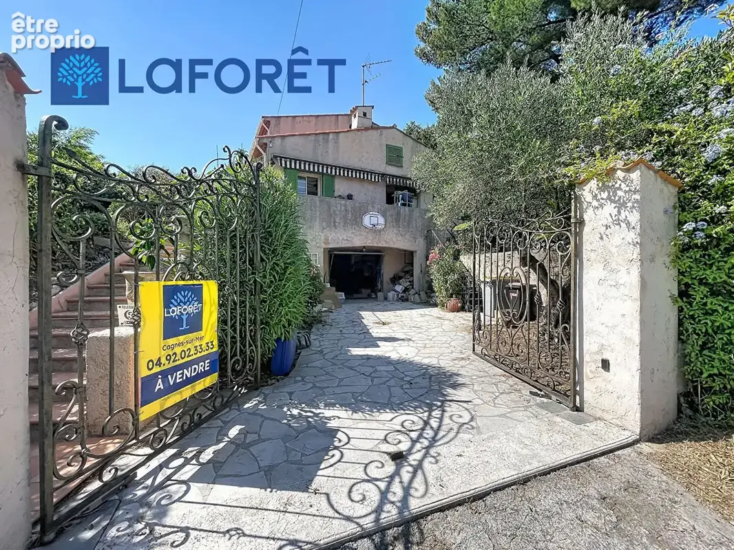 Maison Cagnes Sur Mer 9 pièce(s) 200 m2 - photo 4