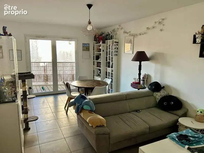 Appartement 63 m² à Chazelles-Sur-Lyon  - photo 3