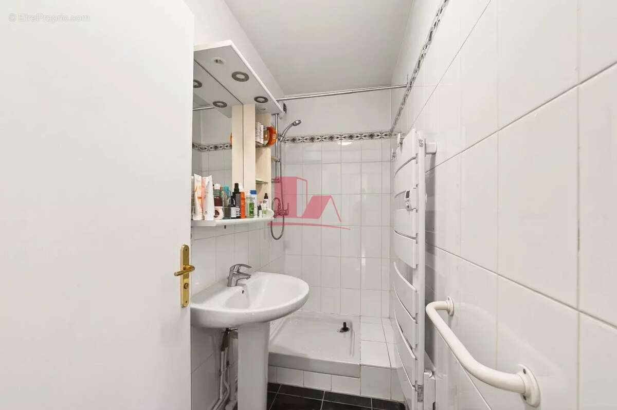 Appartement à ISSY-LES-MOULINEAUX