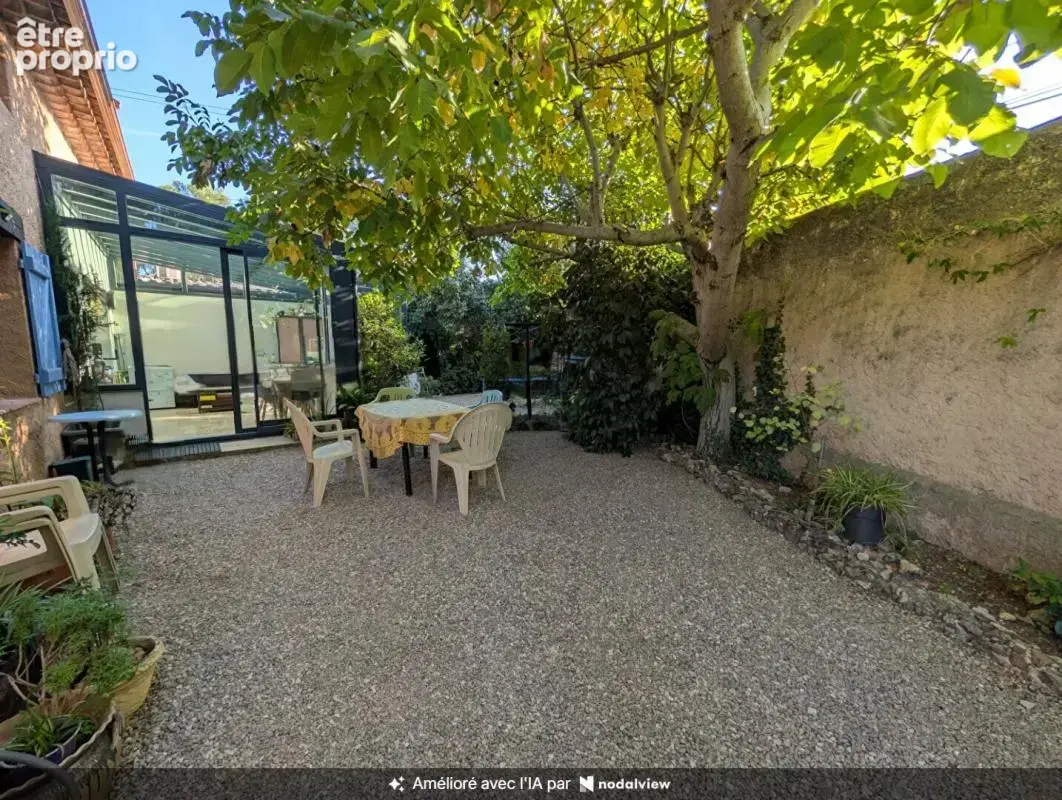 Ensemble immobilier de 396 m2 sur 3323 m2 de terrain - photo 6