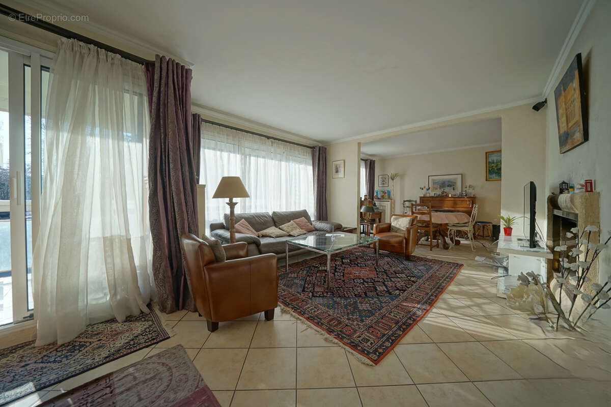 Appartement à BAILLY