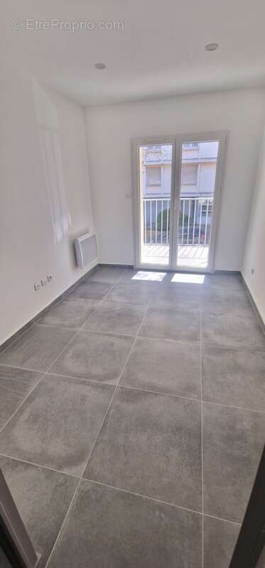 Appartement à PORT-DE-BOUC