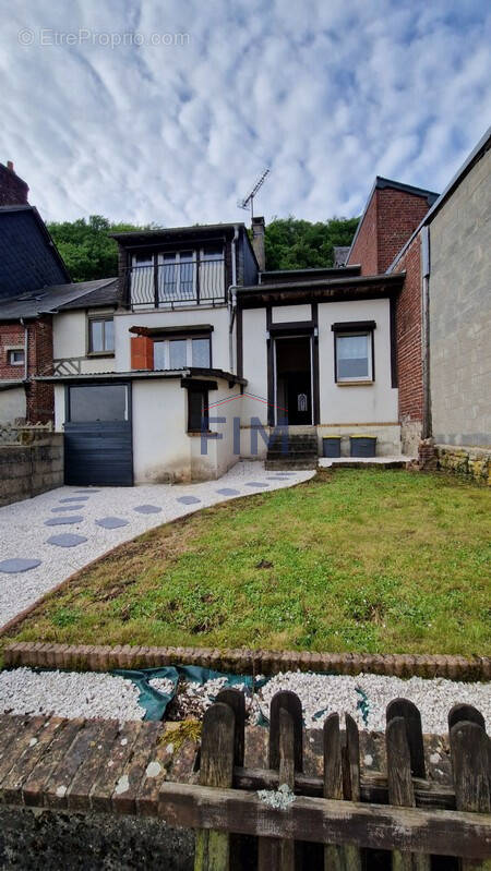 Maison à FORMERIE