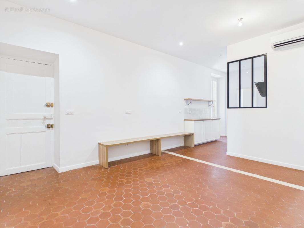 A vendre appartement f3 proche cours napoleon - photo 7