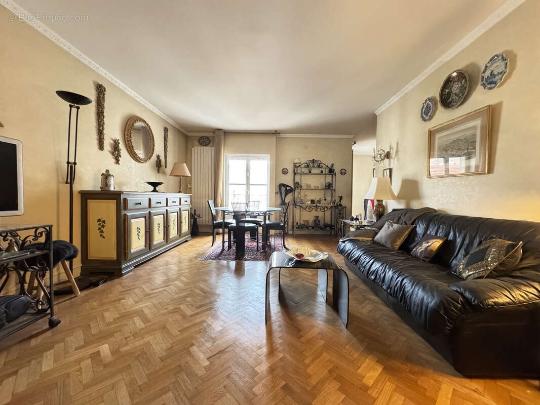 Appartement à SAINT-GERMAIN-EN-LAYE