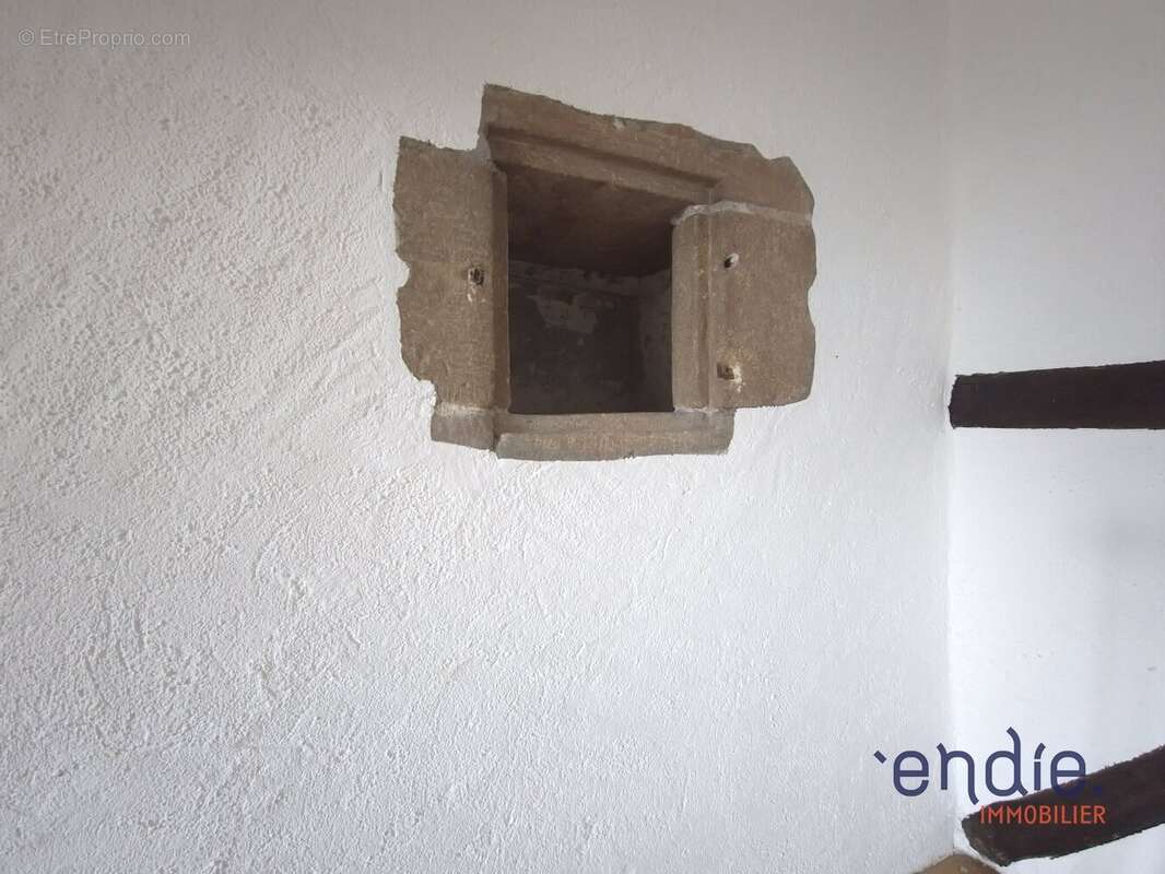 Maison à BRESSOLLES