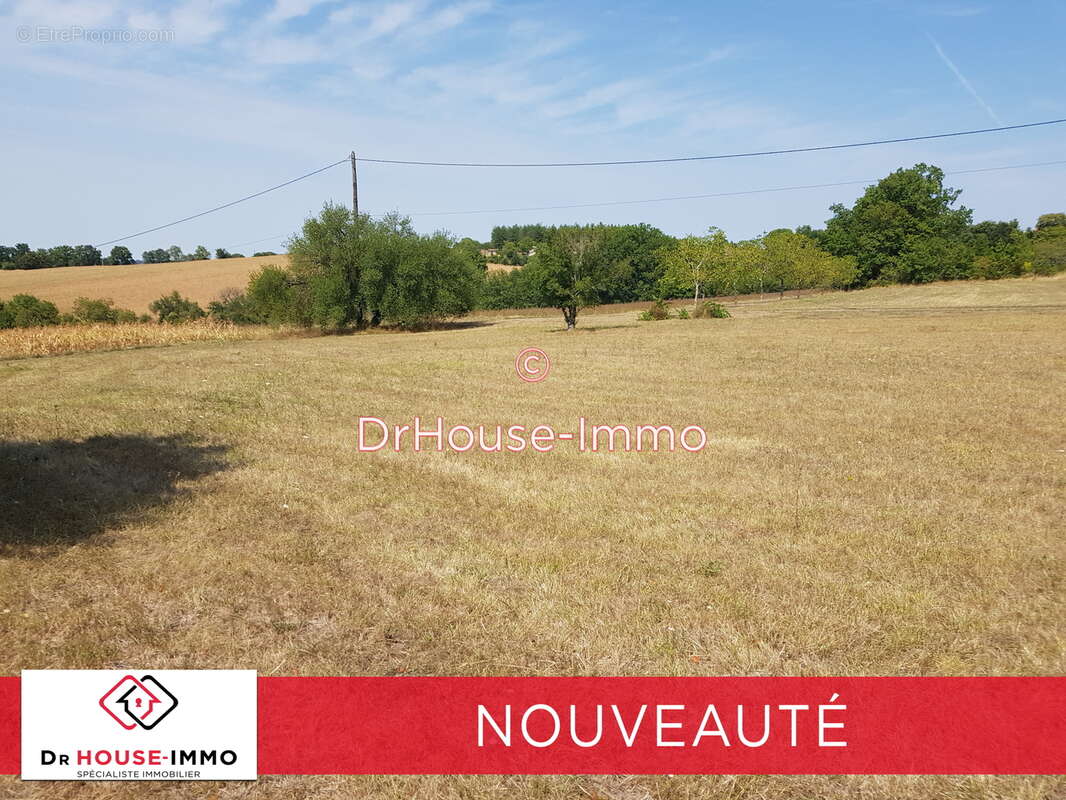 Terrain à VERTEILLAC