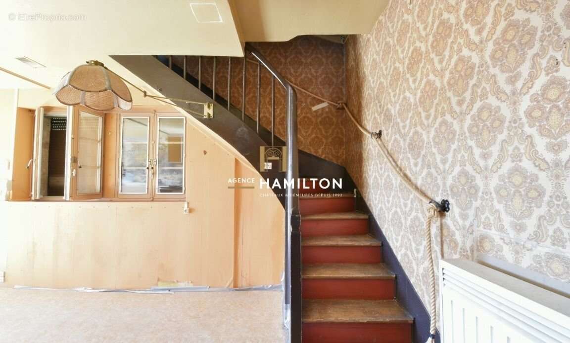 Maison à CORDES-SUR-CIEL