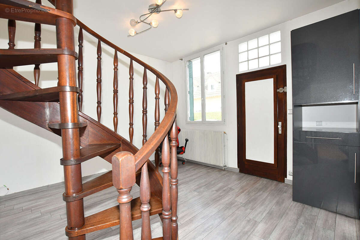 Appartement à BOIS-D'ARCY