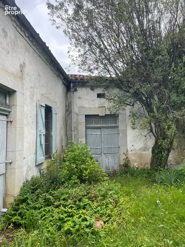 A renover - le cuing - atypique - 320à0m2 de jardin. - photo 8