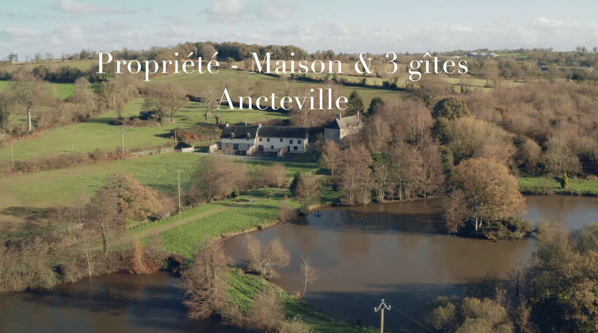 Propriété d'exception avec Gites - 403 m2 sur terrain de 8,5 hectares avec dépendances et étangs. - photo 2