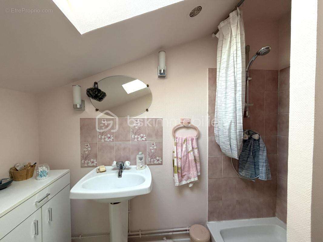 Maison à MAREIL-SUR-MAULDRE