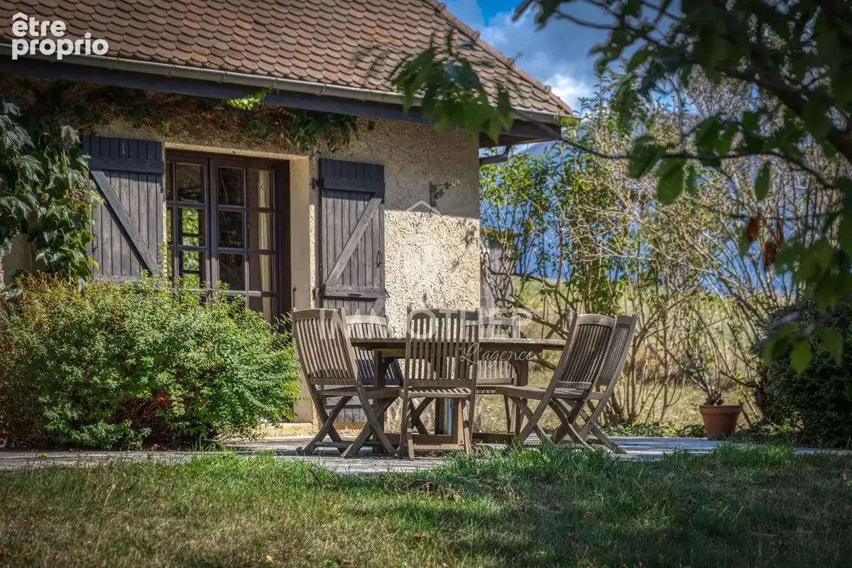 Maison 4 pièces 126 m² à vendre à Sinard (38650) - photo 2