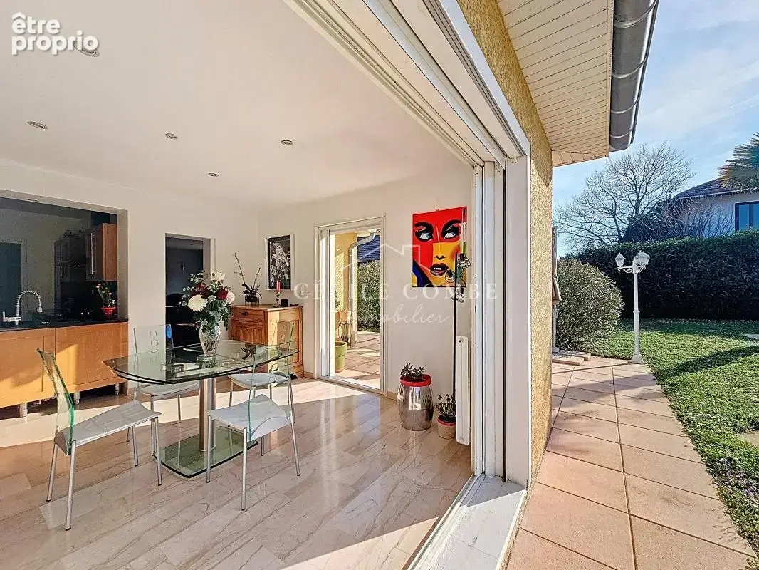 Maison 5 pièces 129 m² à vendre à Saint-Laurent-De-Mure (69720) - photo 4