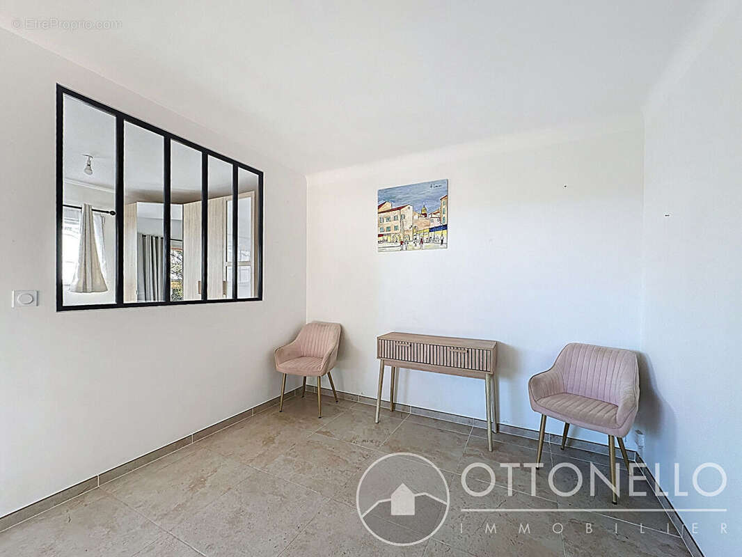 Appartement Les Issambres 2 pièces de 29,74 m2 avec jardin et stationnement double - photo 7