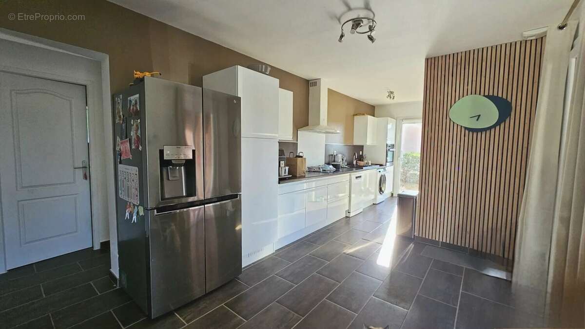 Maison à BORMES-LES-MIMOSAS