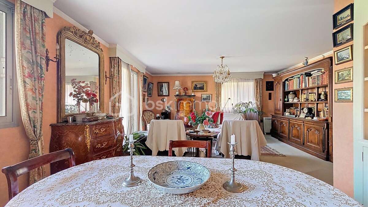 Appartement à NOGENT-SUR-MARNE