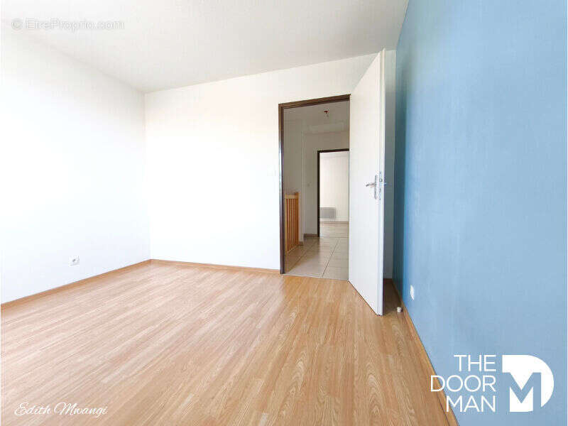 Maison à MONDONVILLE