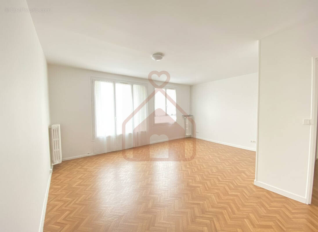 Appartement à LE KREMLIN-BICETRE