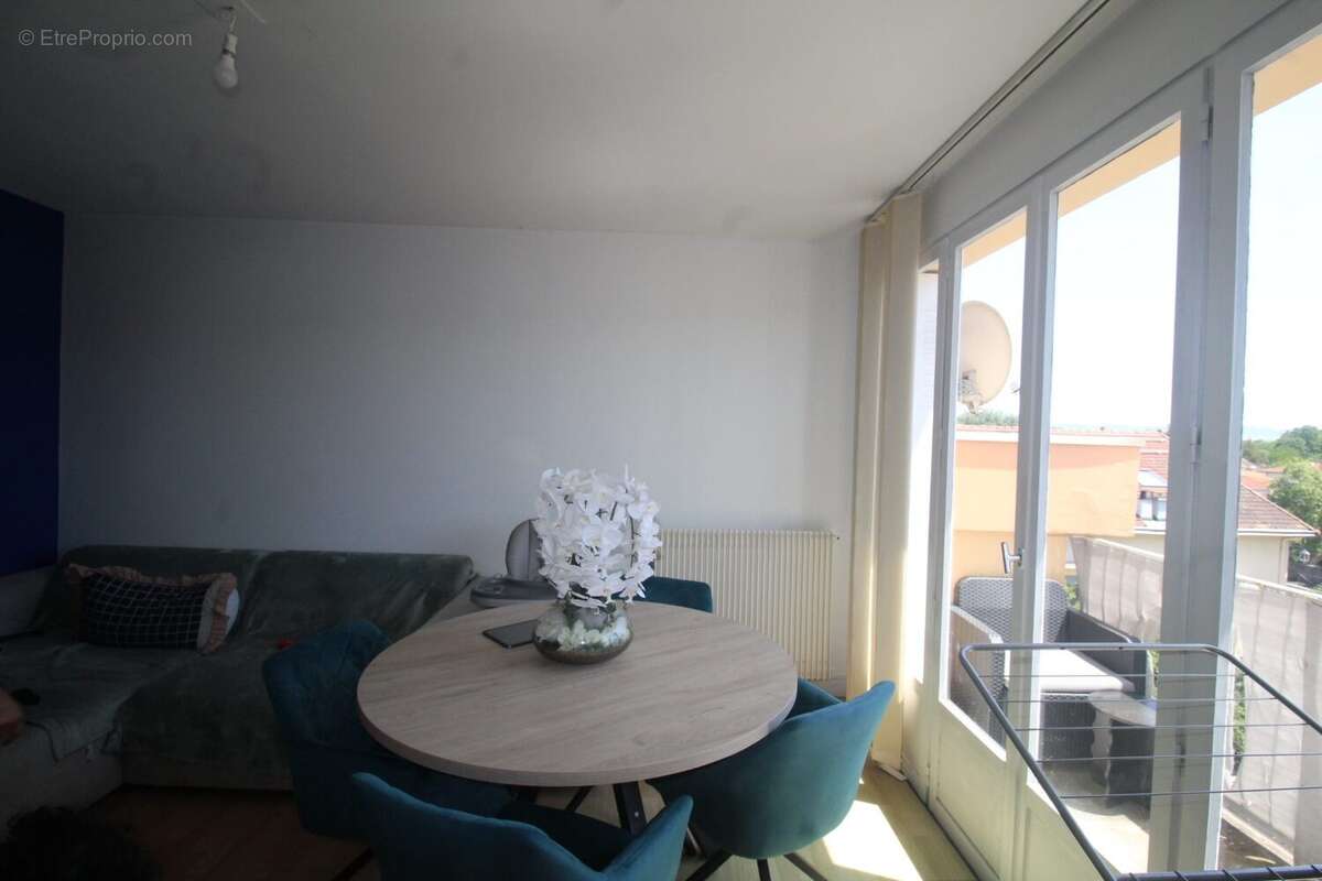 Appartement 58 m² à Issoire  - photo 8