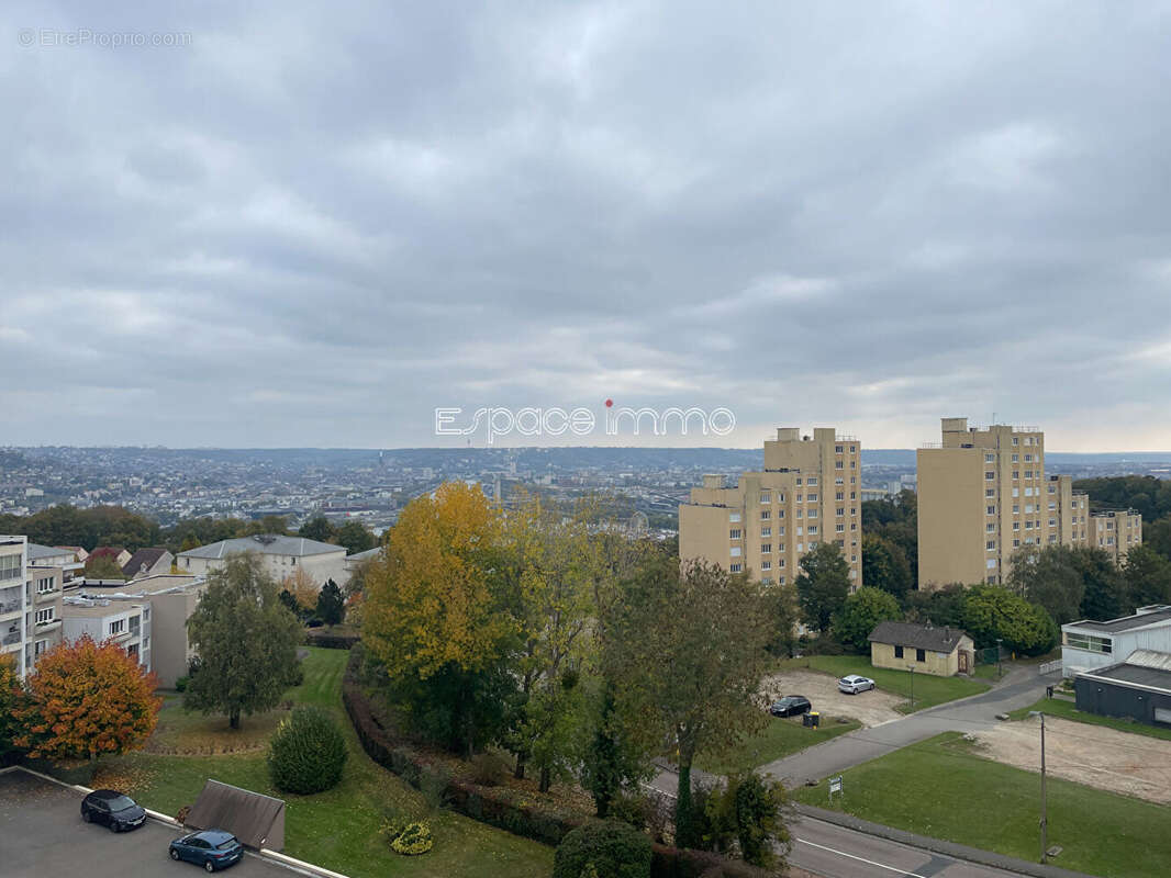 Appartement à CANTELEU