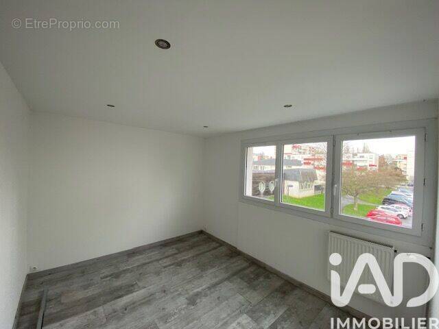 Photo 1 - Appartement à HEROUVILLE-SAINT-CLAIR