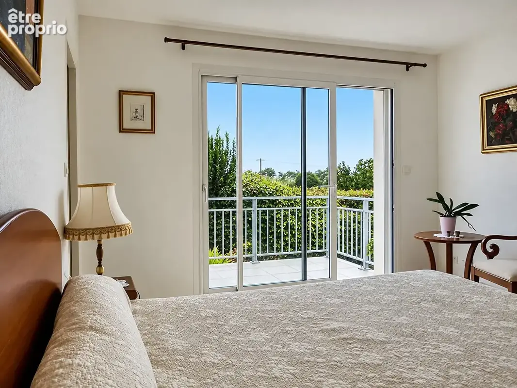Plozévet - maison 130 m²  - vie de plain-pied - 3 chambres - jardin - aperçu mer - photo 5