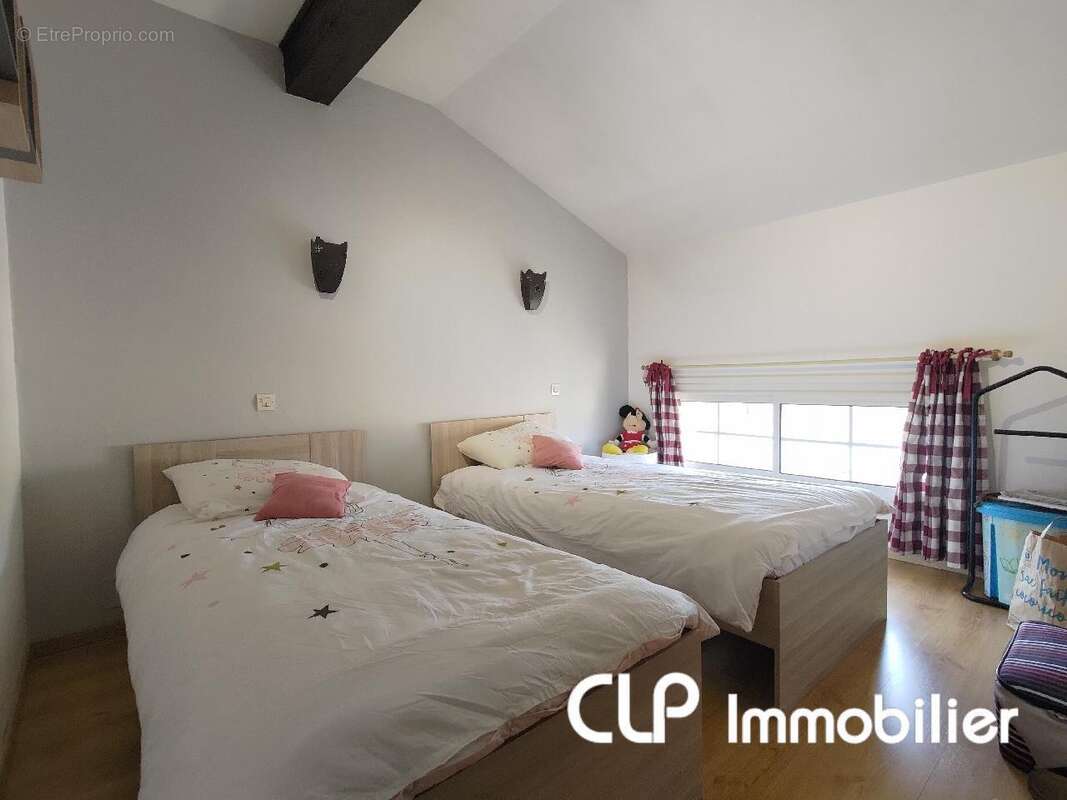 Maison 103 m² à Montelimar  - photo 8