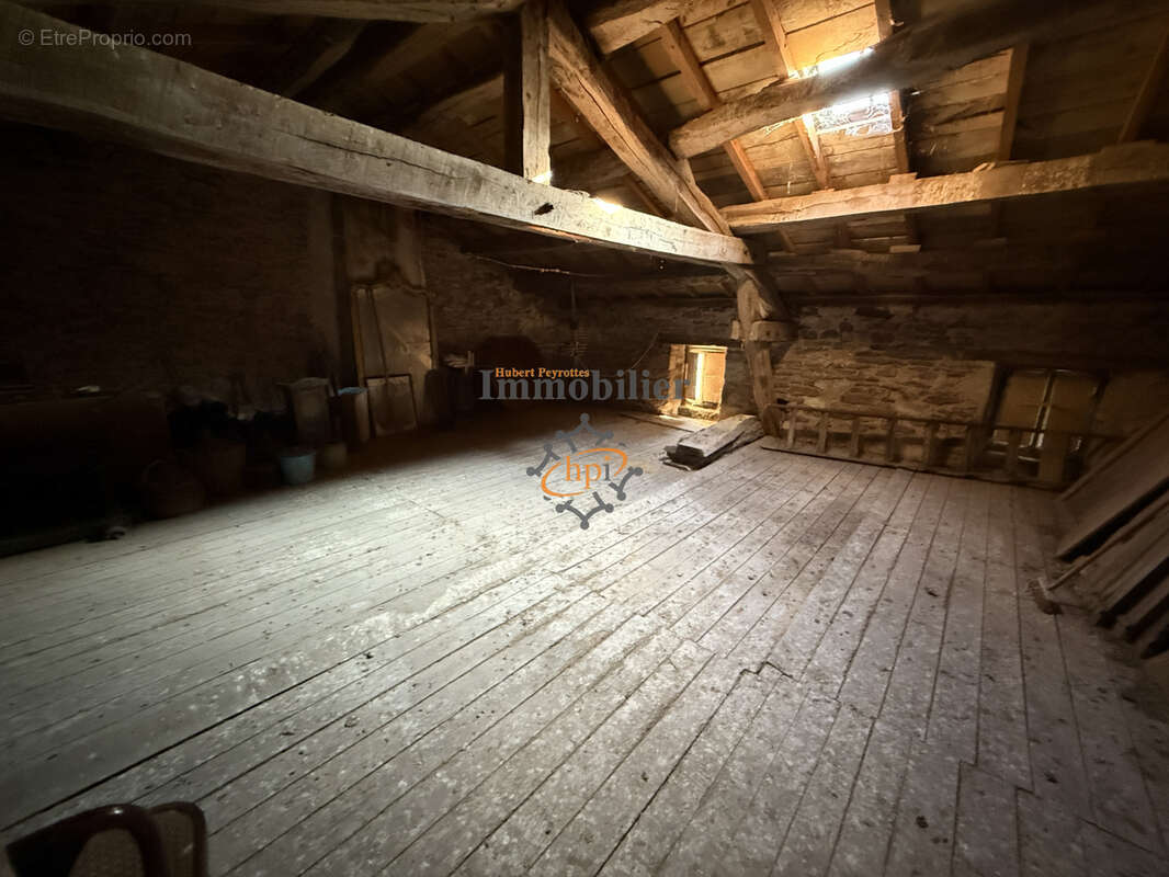 Maison à VABRES-L'ABBAYE