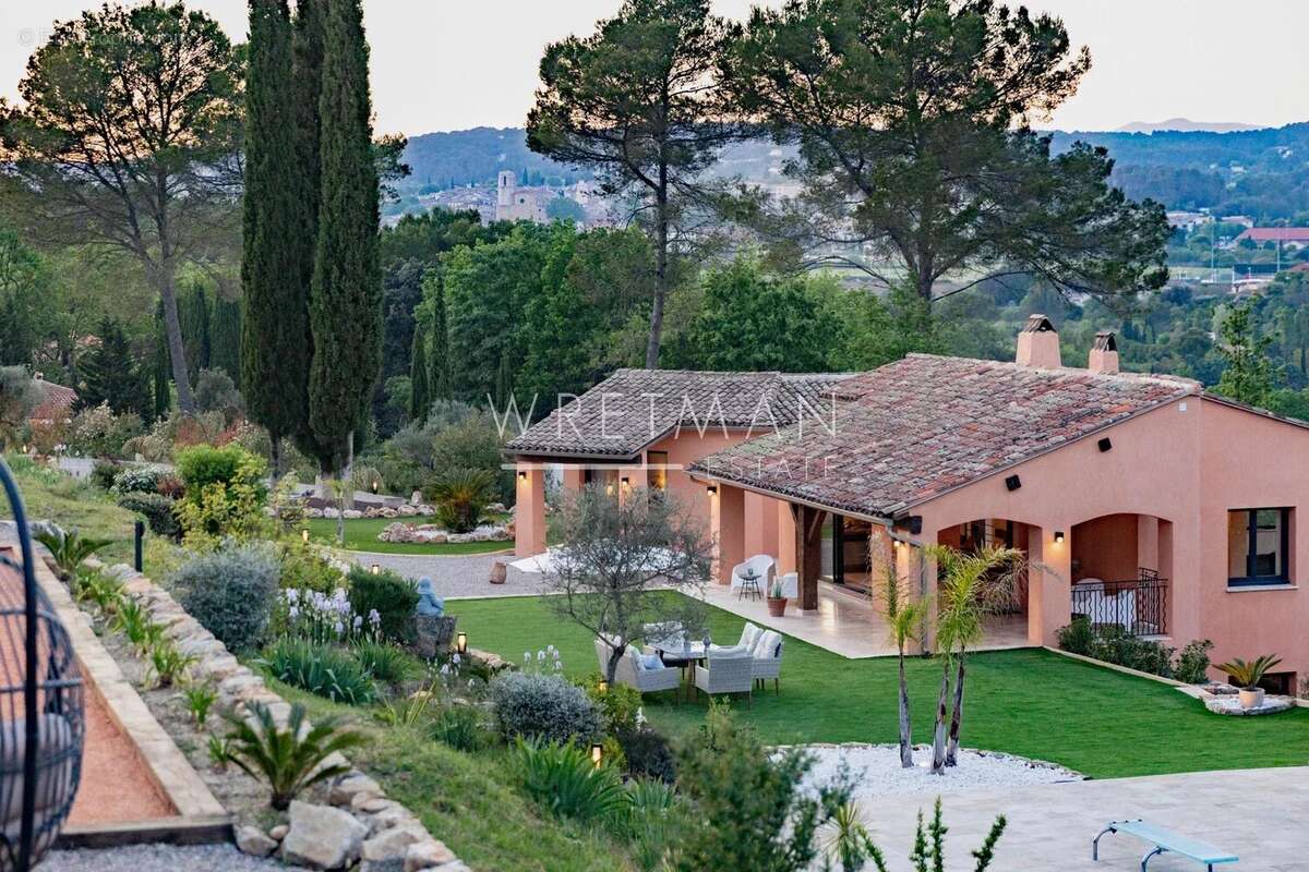 Maison à LORGUES