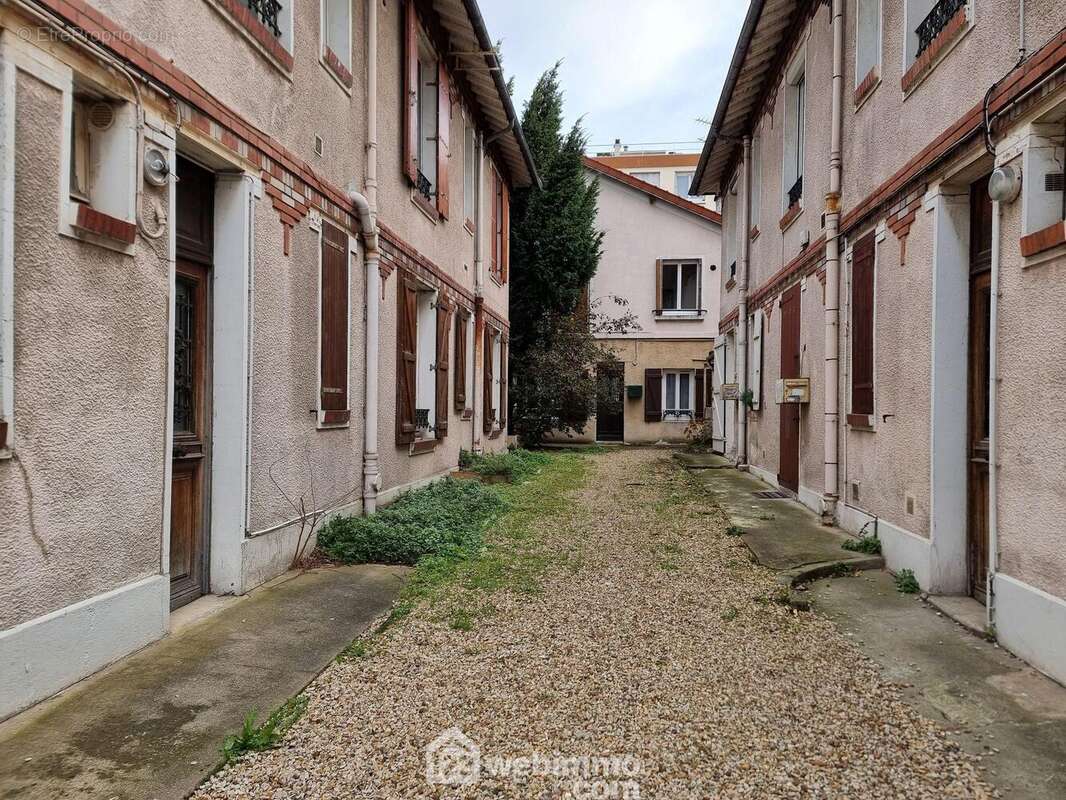 Copropriété familiale, - Appartement à ALFORTVILLE
