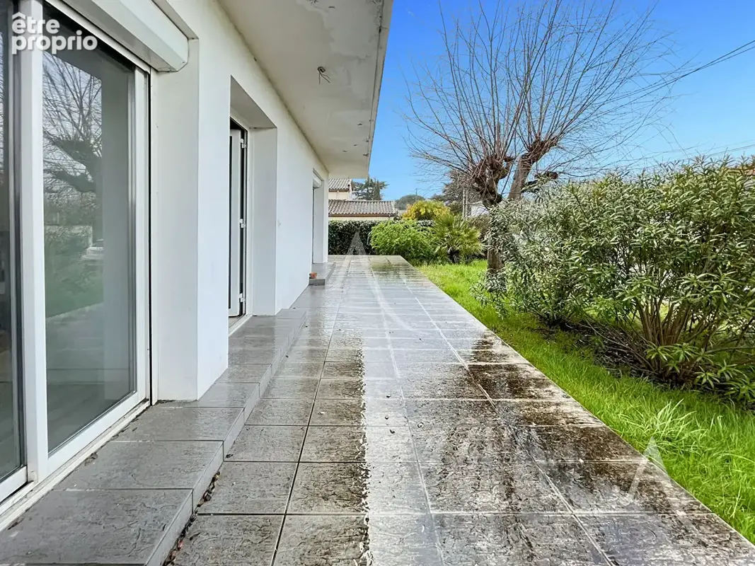 Ancienne maison d'architecte avec de beaux volumes - Villeneuve-sur-Lot - photo 18