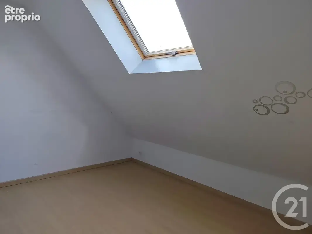 Maison 94 m² à Nassandres  - photo 14