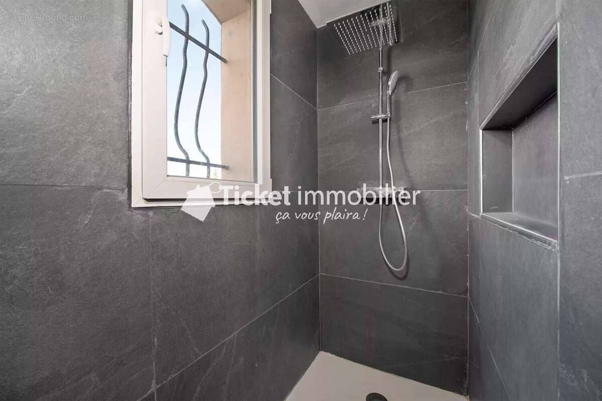 Maison à SAINT-JORY