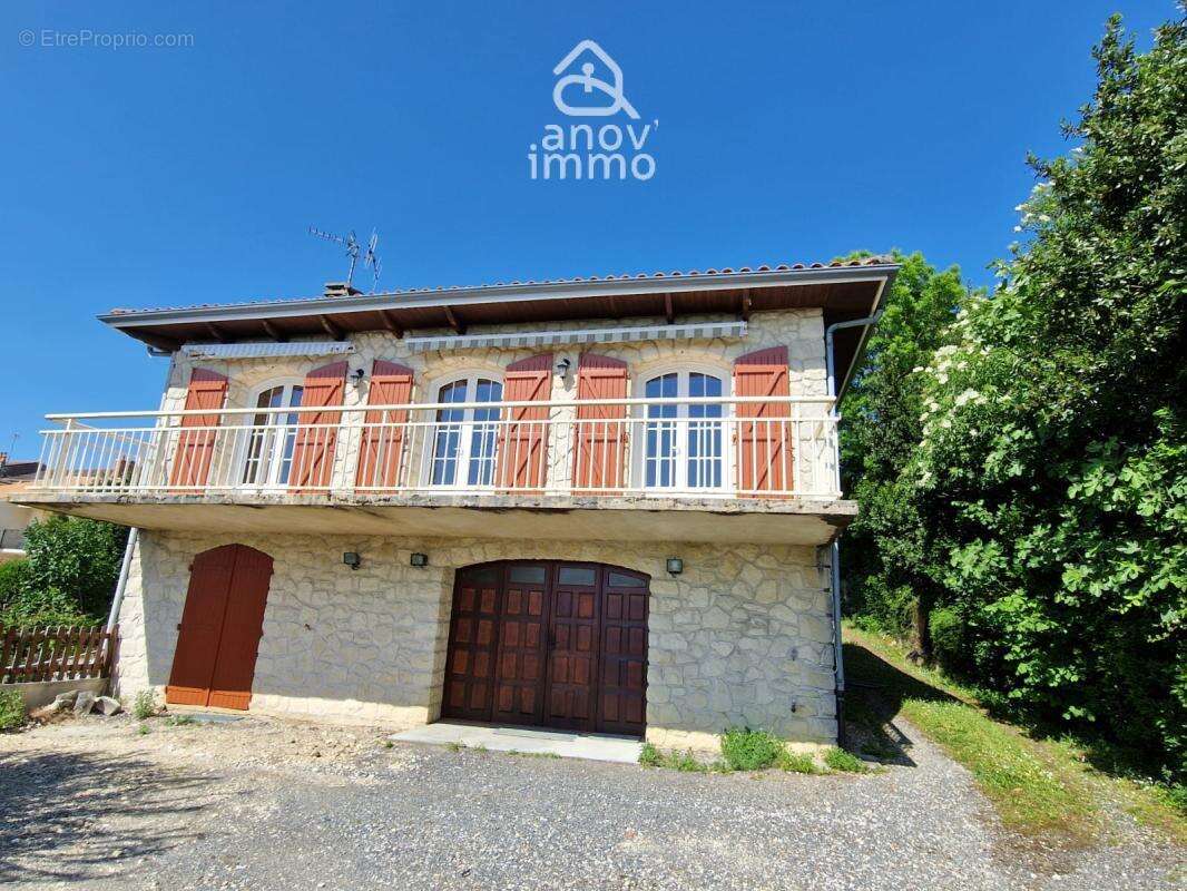 Maison familiale 4 chambres (+ bureau) avec Jardin - SOYAUX - photo 12