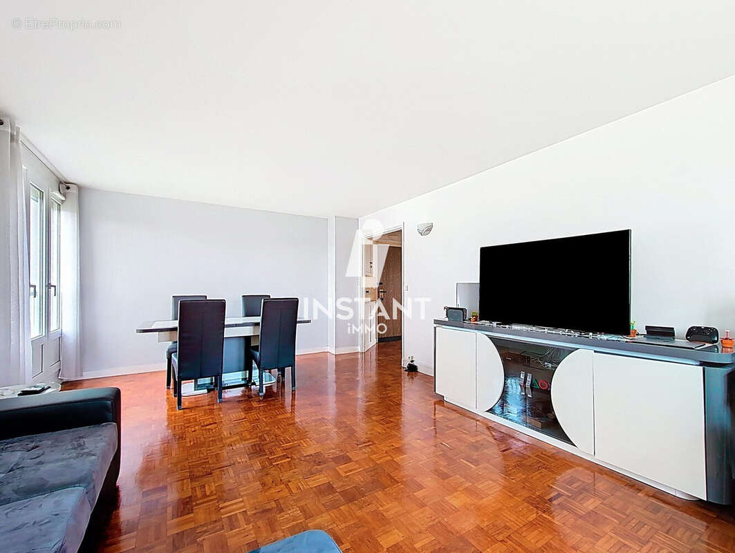 Appartement à LIMEIL-BREVANNES